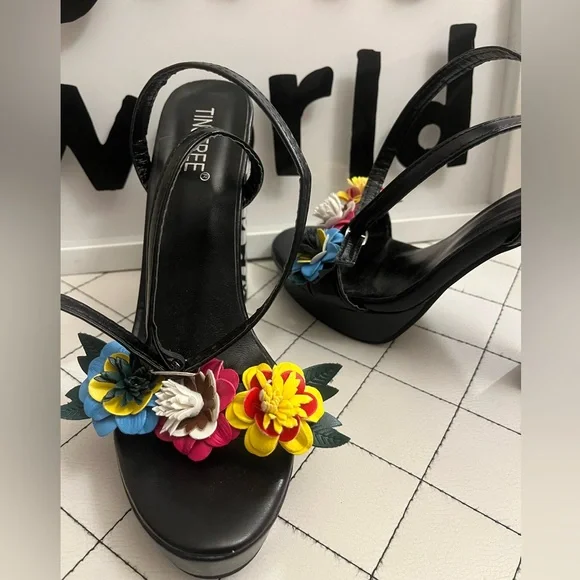 Flower Heels - Picture 4 of 6